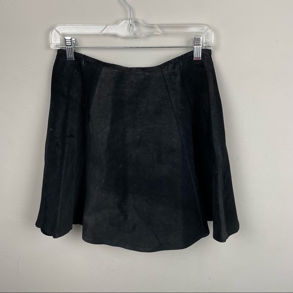 Vintage 80's Clean Lines Classics Black Leather Vest Skirt Set Size Large - Picture 7 of 13